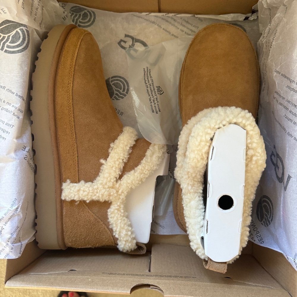 Ugg Classic Ultra Mini Spill Seam Boot